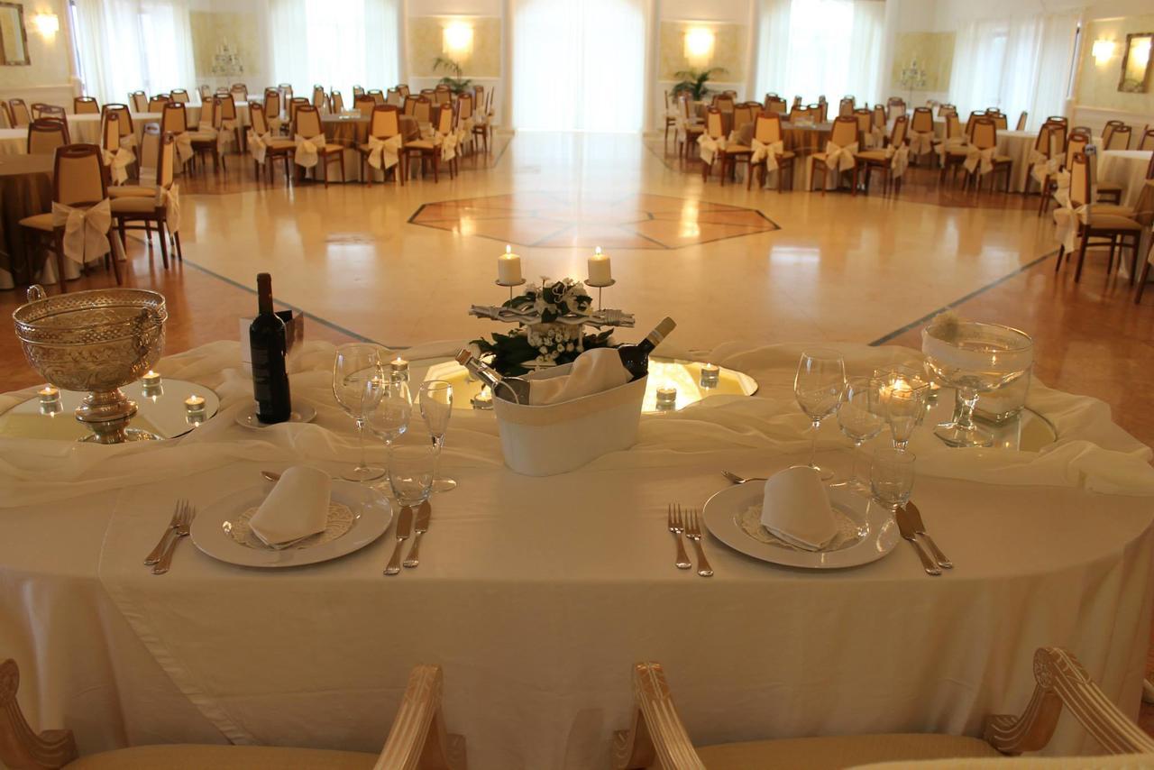 Hotel Agri Resort "Agora" Castelluccio dei Sauri Buitenkant foto