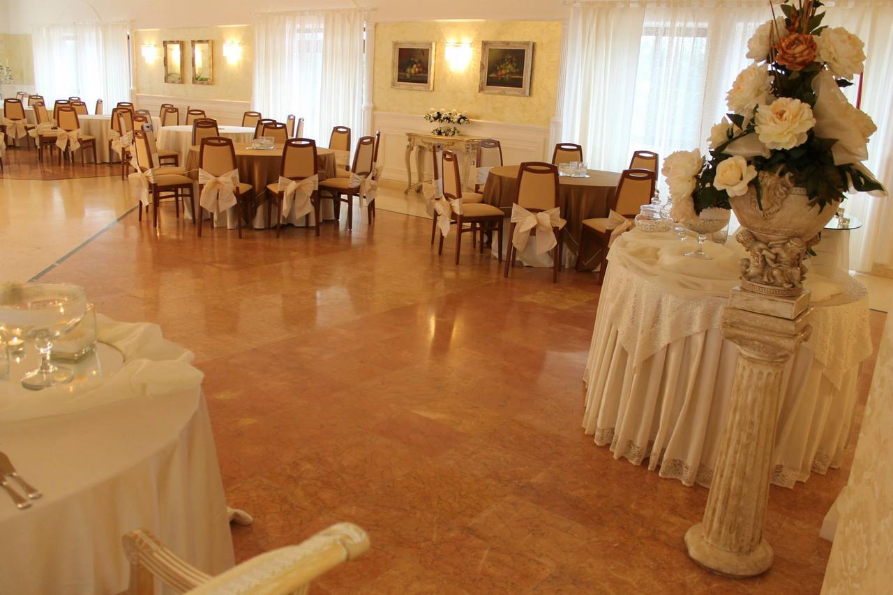 Hotel Agri Resort "Agora" Castelluccio dei Sauri Buitenkant foto