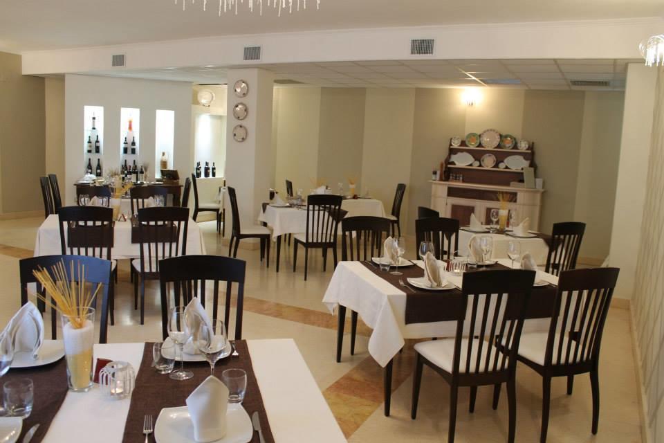 Hotel Agri Resort "Agora" Castelluccio dei Sauri Buitenkant foto